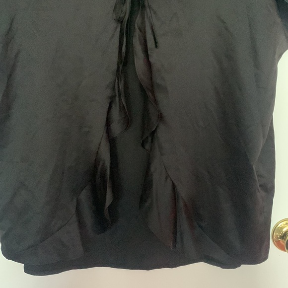 VICTORIAS SECRET | Black Satin Ruffle Short Robe O/S - Picture 4 of 6